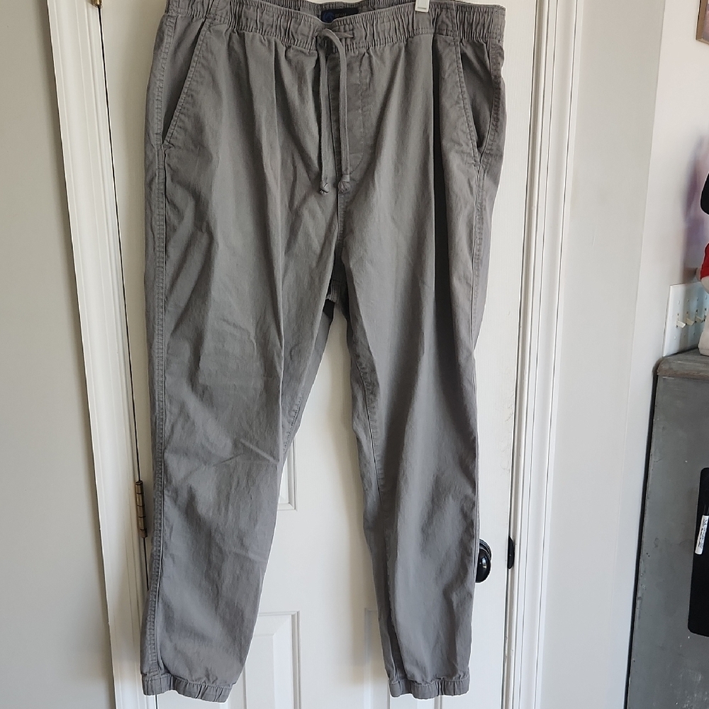 Men's Gray Casual Pants